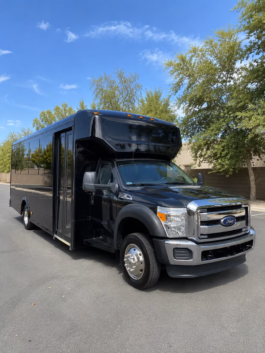 Boise boise concert party bus rental party bus exterior